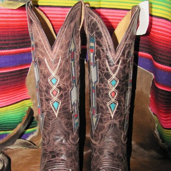 HOST PICK Roper  Brand New  Embroidered Arrow Boots With Aztec Pattern - Picture 12 of 16